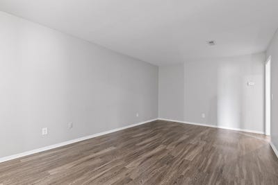 /international/us/32-s-germantown-road-chattanooga-tn-110100211786/