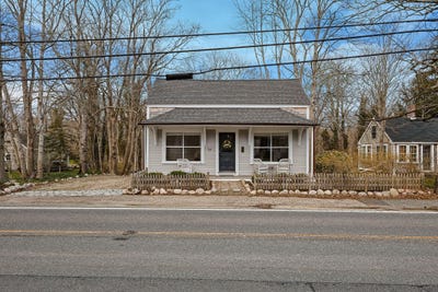 /international/us/194-route-6a-yarmouth-port-ma-110107077788/