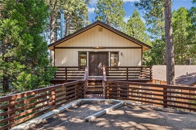 /international/us/560-rose-lane-twin-peaks-ca-110110343525/