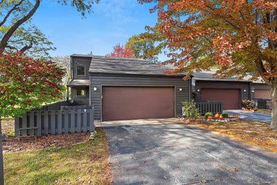 /international/us/65-webster-heights-drive-green-bay-wi-110120662215/