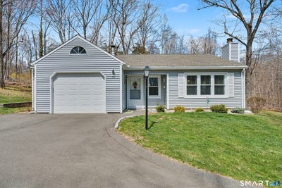/international/us/2415-shepard-avenue-hamden-ct-110107207742/