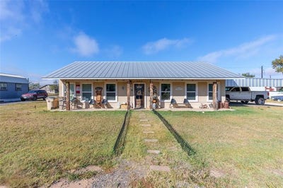 /international/us/1502-avenue-n-n-anson-tx-110103270362/
