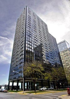 /international/us/910-n-lake-shore-drive-chicago-il-110108498042/
