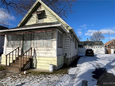 /international/us/2648-ontario-avenue-niagara-falls-ny-110104153570/