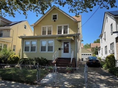 /international/us/116-18-222nd-street-cambria-heights-ny-110101828200/