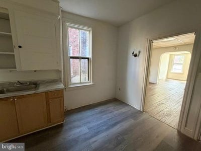/international/us/347-e-king-street-york-pa-110106814496/