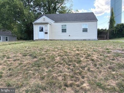 /international/us/7445-patterson-road-falls-church-va-110108392818/