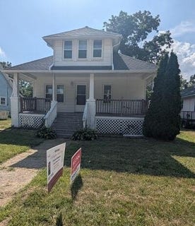 /international/us/18736-huron-river-drive-new-boston-mi-110102309711/