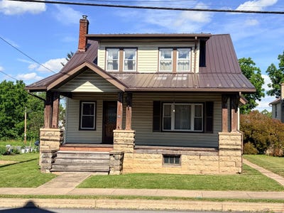 /international/us/46-south-third-street-west-milton-pa-110109103700/