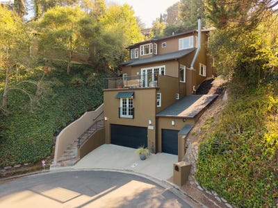 /international/us/695-florence-oakland-ca-110110082818/