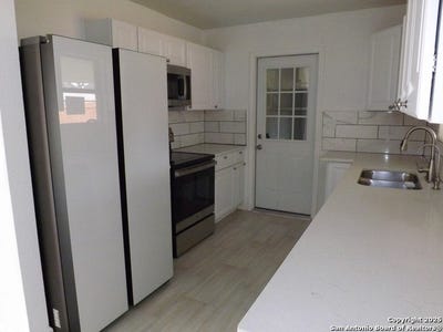 /international/us/229-e-langley-blvd-universal-city-tx-110096695680/?lang=es