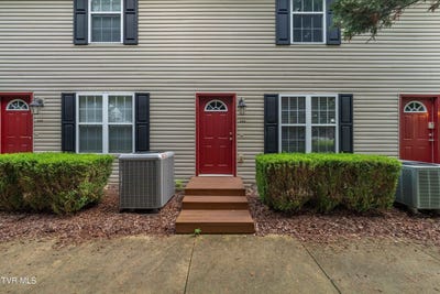 /international/us/1113-high-street-johnson-city-tn-110101241410/