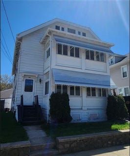 /international/us/688-providence-street-woonsocket-ri-110108497607/
