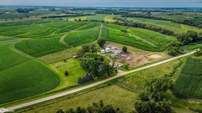 /international/us/2724-102nd-avenue-wheatland-ia-110108205088/