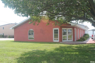/international/us/1300-n-reed-station-road-carbondale-il-110086890518/