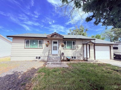 /international/us/829-14th-street-clarkston-wa-110100330428/