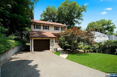 /international/us/308-ross-avenue-hackensack-nj-110109242128/