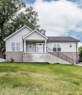 /international/us/107-springhill-dr-bardstown-ky-110107655303/