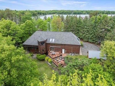 /international/us/10047-cove-pointe-road-brainerd-mn-110099958911/