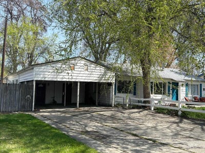 /international/us/3610-w-moore-st-boise-id-110108945133/