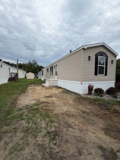 /international/us/53-finch-st-browns-mills-nj-110109141883/