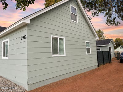 /international/us/2912-n-main-street-flagstaff-az-110109793545/