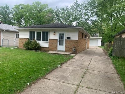 /international/us/9167-groschner-street-taylor-mi-110108173125/