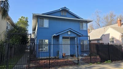 /international/us/3208-2nd-ave-sacramento-ca-110102164580/