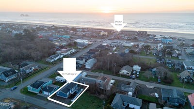 /international/us/177-s-dolphin-street-rockaway-beach-or-110105854863/