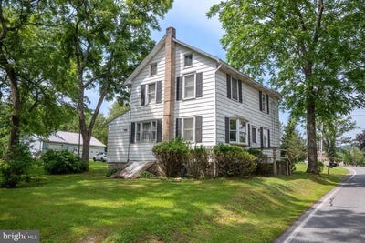 /international/us/1155-lake-minsi-drive-bangor-pa-110100753600/