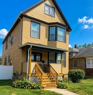 /international/us/12629-maple-avenue-blue-island-il-110119957344/