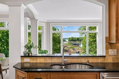 /international/us/18706-kanabec-court-lakeville-mn-110108573810/