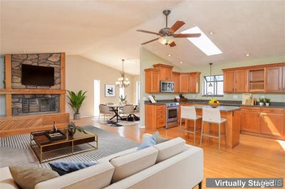 /international/us/3019-cedar-ridge-lane-waterloo-il-110098995780/