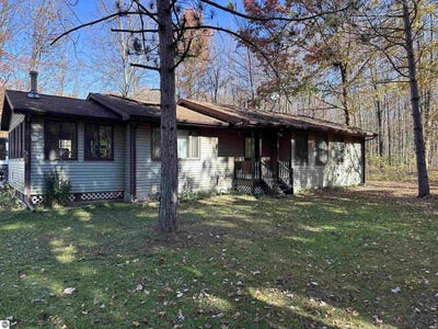 /international/us/4350-w-laporte-road-st-louis-mi-110103164135/