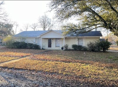 /international/us/2-pine-circle-indianola-ms-110120537672/