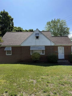 /international/us/650-grape-street-hammonton-nj-110108336855/