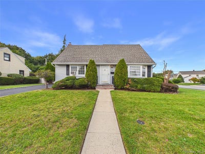 /international/us/39-croyden-lane-hicksville-ny-110120156973/