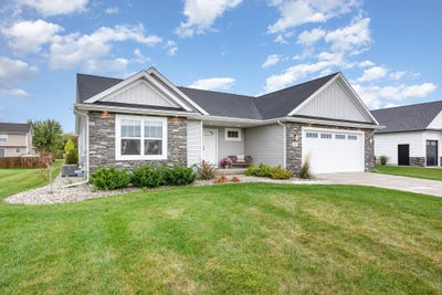 /international/us/10585-prairie-view-court-freeland-mi-110108302909/