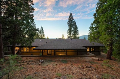 /international/us/1728-dream-maker-portola-ca-110102899639/