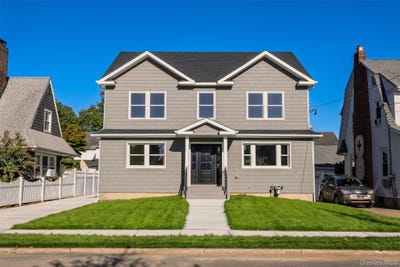 /international/us/78-taft-avenue-lynbrook-ny-110110219963/