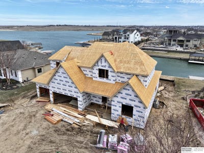 /international/us/11819-n-173rd-circle-bennington-ne-110098326952/