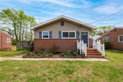 /international/us/1632-old-buckroe-road-hampton-va-110107409199/