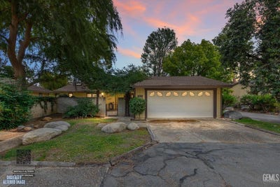 /international/us/5835-riggs-court-bakersfield-ca-110108332835/