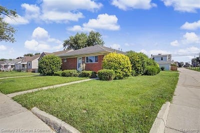 /international/us/1504-mclain-avenue-lincoln-park-mi-110109113775/