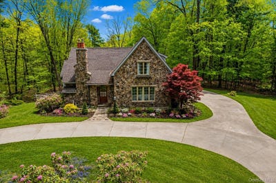 /international/us/100-southard-road-call-listing-agent-ny-110120529993/