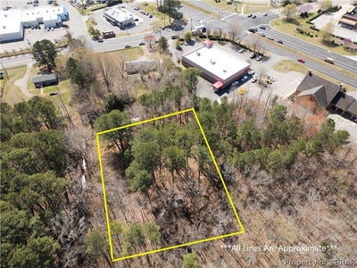 /international/us/7511-guinea-road-hayes-va-110090844391/