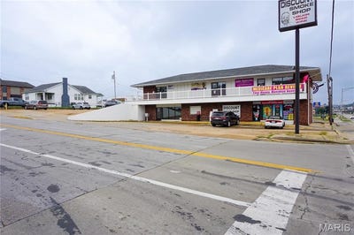 /international/us/704-n-bishop-avenue-rolla-mo-110102520818/