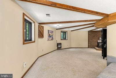 /international/us/315-stratford-circle-locust-grove-va-110099598704/?lang=en