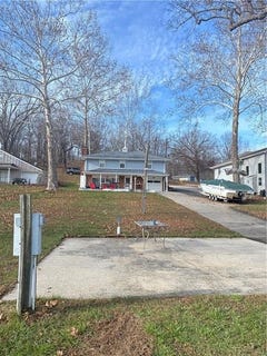 /international/us/33090-canopy-road-lincoln-mo-110105084611/