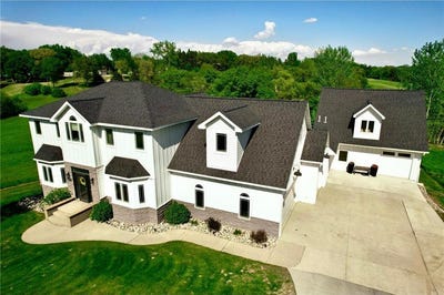 /international/us/1207-s-martin-street-fergus-falls-mn-110108334875/